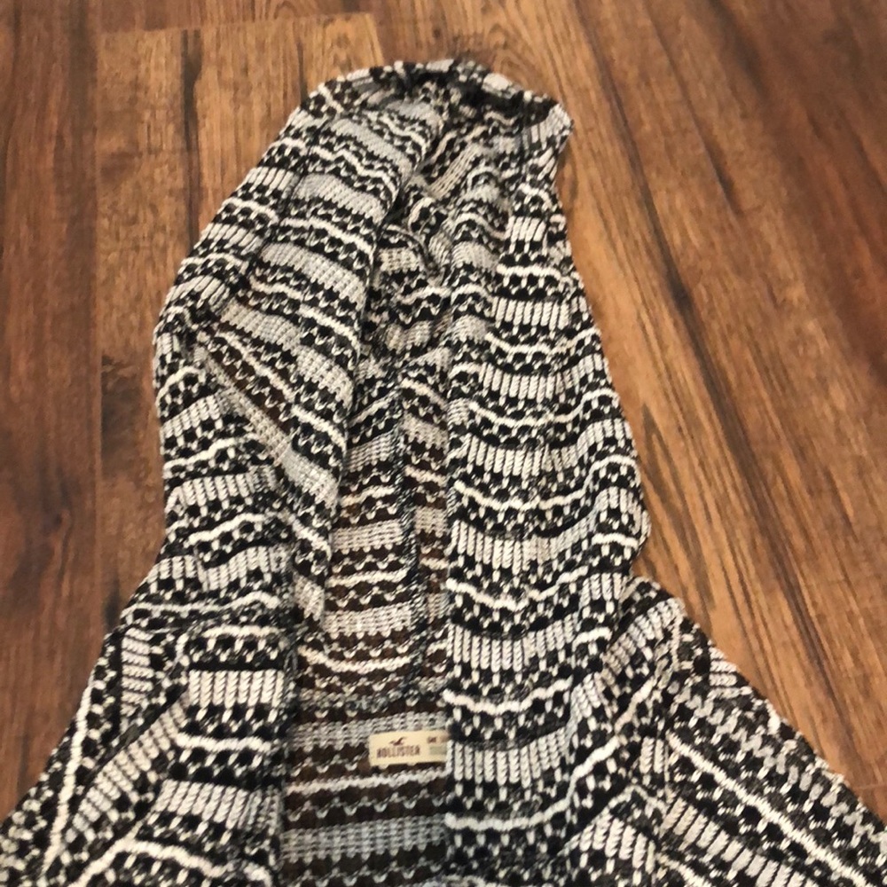 Cardigan - Picture 2 of 3